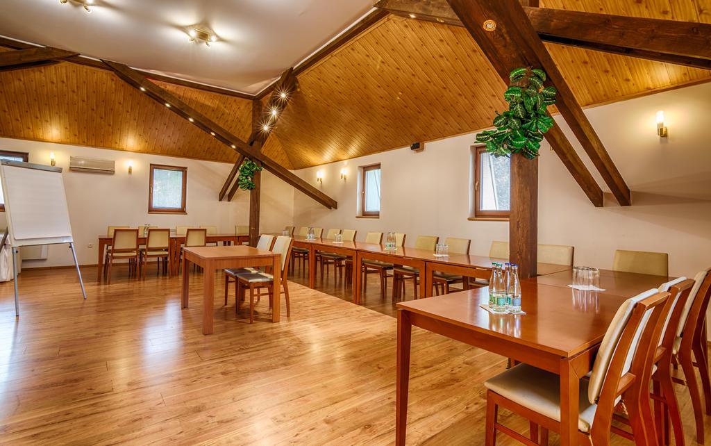 Penzion Almada Zvolen Exterior foto